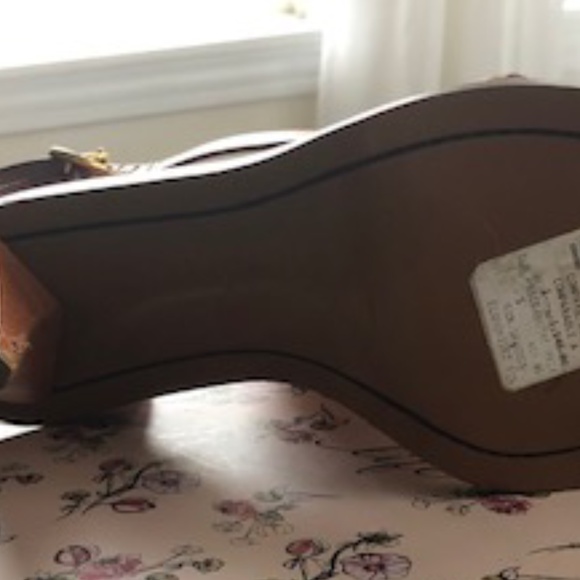 CHLOE BEIGE SHOE - Picture 11 of 15